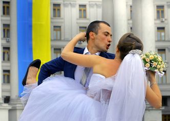 Transporterem opancerzonym do ślubu? Czemu nie