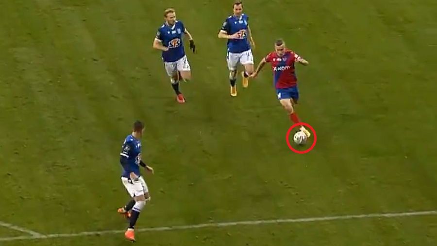 Twitter / twitter.com/_Ekstraklasa / Daniel Szelągowski