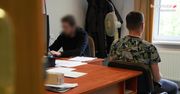 Włamał się do samochodu bo szukał plecaka