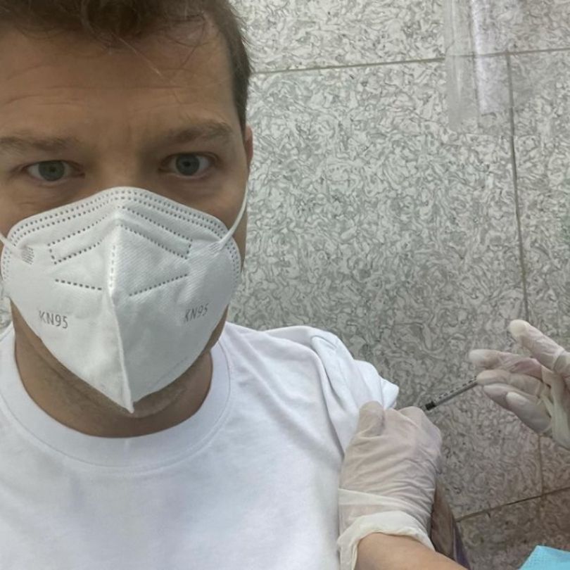 Michał Figurski pozdrawia polskich koronasceptyków