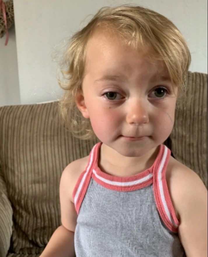 Peggy miała 2 lata, kiedy pojawiły się pierwsze objawy