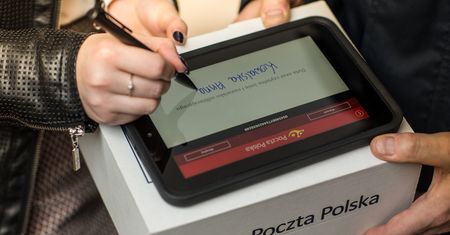 Poczta Polska podpisała kolejne umowy z Sygnity. Ich łączna wartość to już nawet 60 mln zł