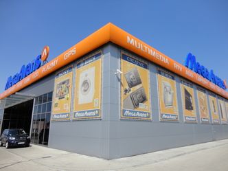 Media Expert i Avans trafią w ręce polskiej firmy. Kupią setki marketów