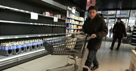 Ceny aut i elektroniki skoczyły w tydzień o kilkanaście procent. Rosja przeżywa inflacyjny szok