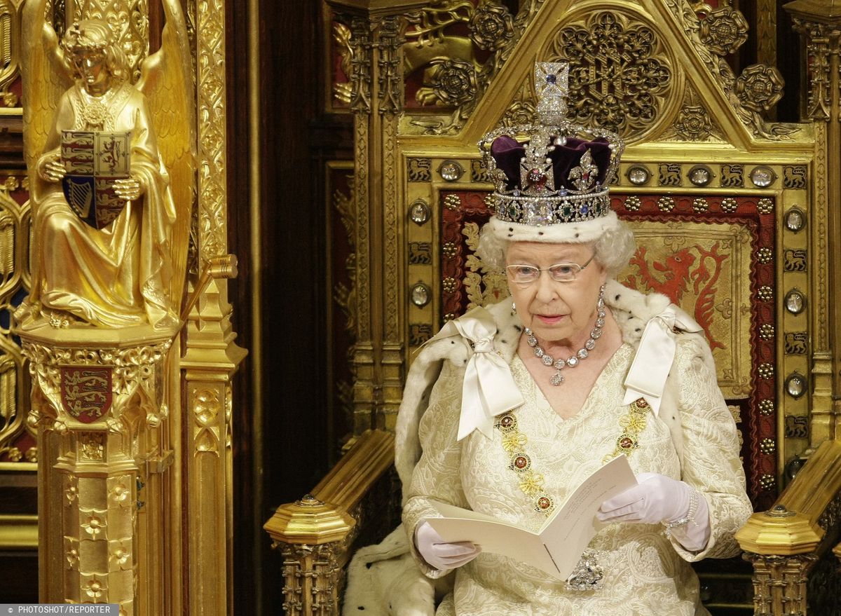 Elżbieta II zdecydowała się na poważną zmianę. Zamknie usta hejterom?