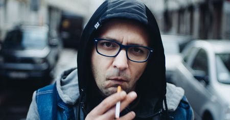 Jesteśmy debilami, a nie mesjaszami – rozmowa z Robertem Ziębińskim