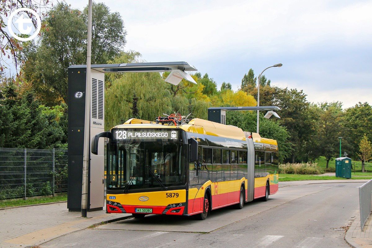 Warszawa. Paraliż Chomiczówki. Autobusy elektryczne blokują ulice