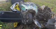 Tragiczna noc w Kraśniewie. Dwóch młodych mężczyzn zginęło w wypadku samochodowym