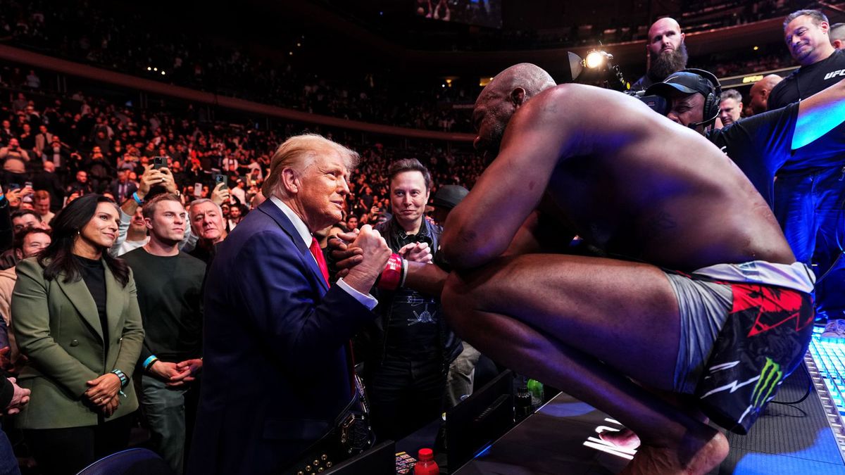 Getty Images / Chris Unger/Zuffa LLC / Na zdjęciu: Donald Trump, Jon Jones