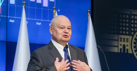 Adam Glapiński: "wynagrodzenie mam chyba najniższe w historii wszystkich prezesów"
