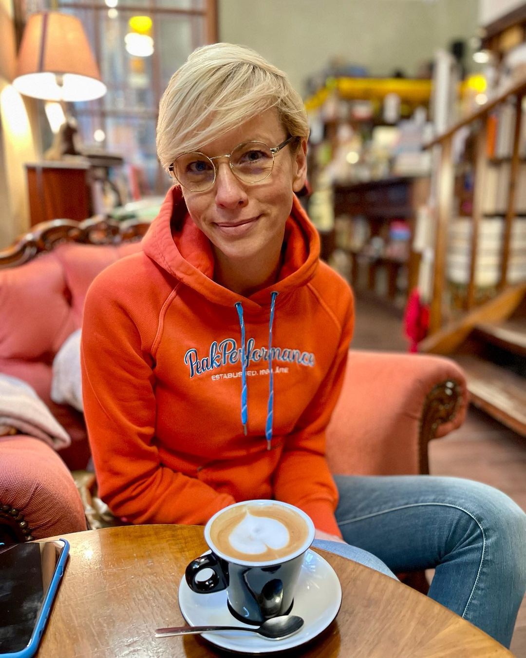 Anita Werner nosi okulary