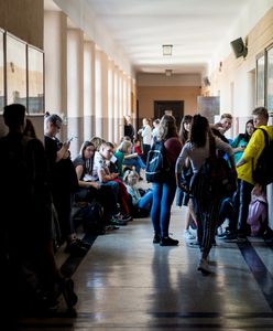 Skandal w Szwecji. Zrobił z uczniów terrorystów