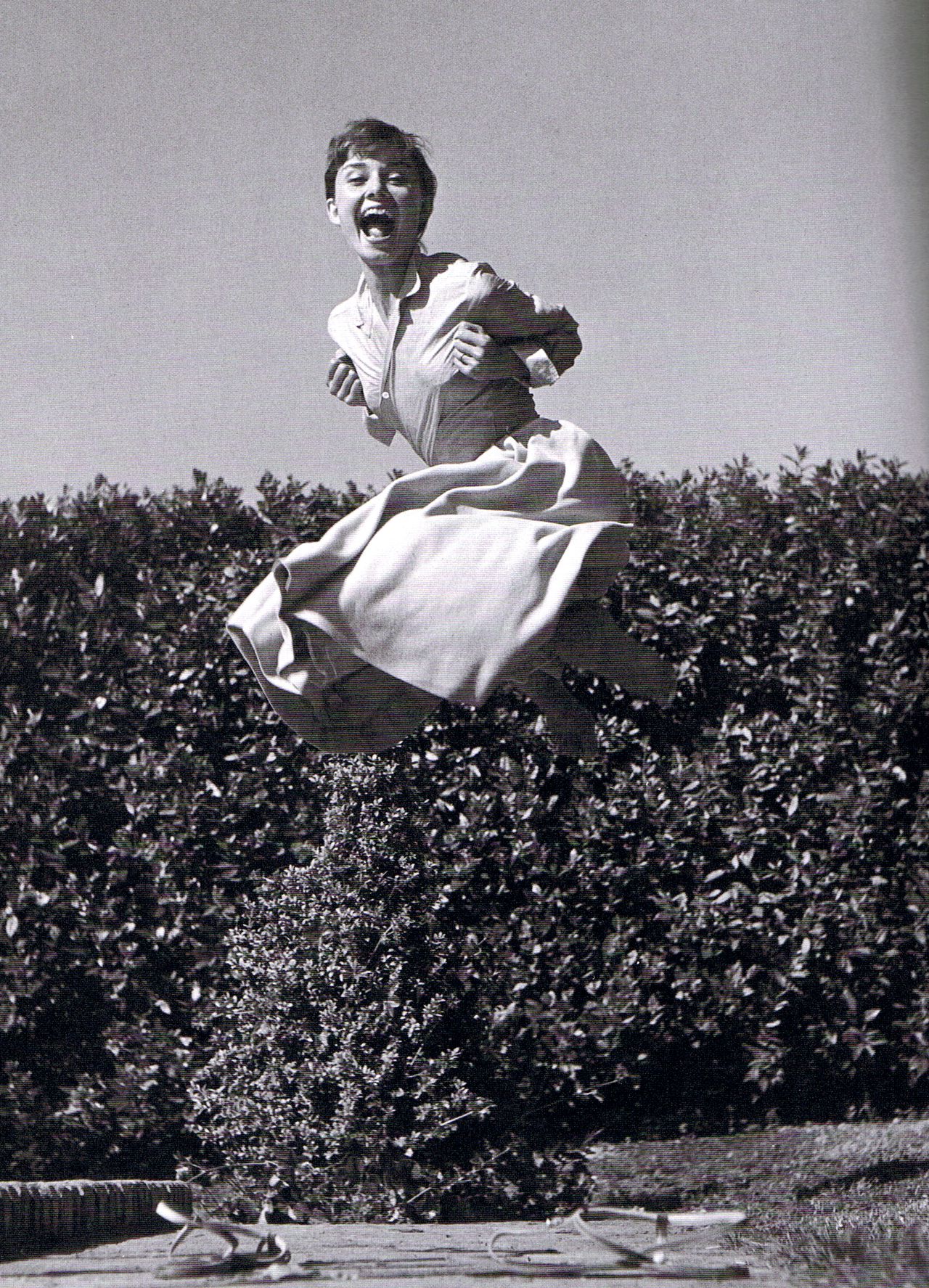 Jump Book - Audrey Hepburn (1955)