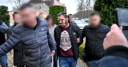 Zarzut dla Jana K. Jego partnerka grzmi. "Totalna bzdura"