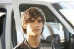 Brenton Thwaites z "Piratami z Karaibów"