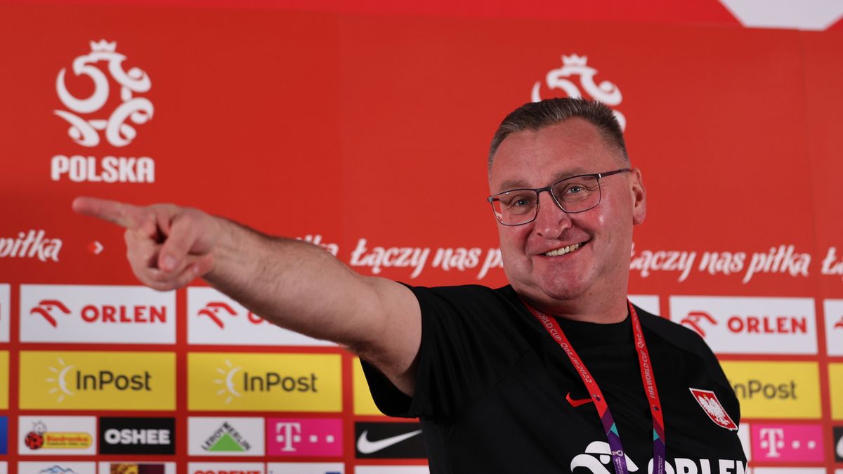 PAP/EPA / TOLGA BOZOGLU / Na zdjęciu: Czesław Michniewicz