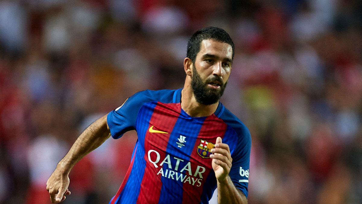 Zdjęcie okładkowe artykułu: Getty Images / Na zdjęciu: Arda Turan