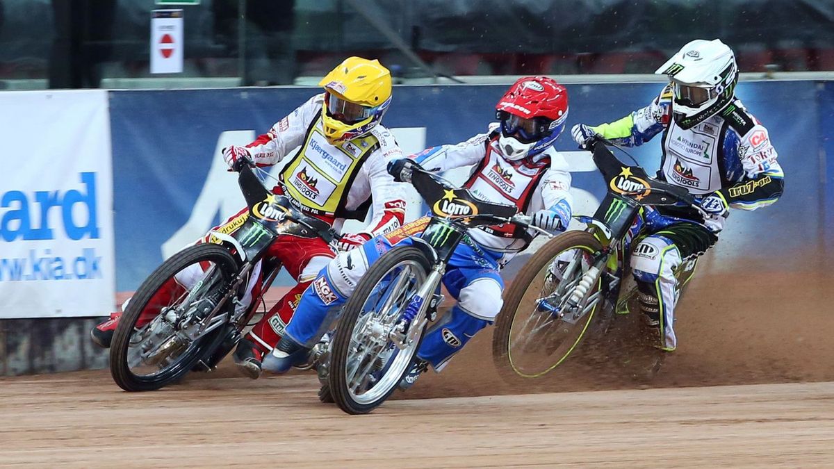 Zdjęcie okładkowe artykułu: WP SportoweFakty / Łukasz Trzeszczkowski / Nicki Pedersen w kasku czerwonym