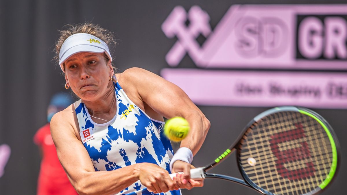 PAP/EPA / MARTIN DIVISEK  / Na zdjęciu: Barbora Strycova