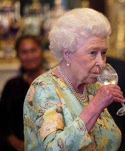 Królowa Elżbieta II ma swoje ulubione alkohole. Były królewski szef kuchni zdradza tajemnice