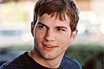 Ashton Kutcher w samej bieliźnie