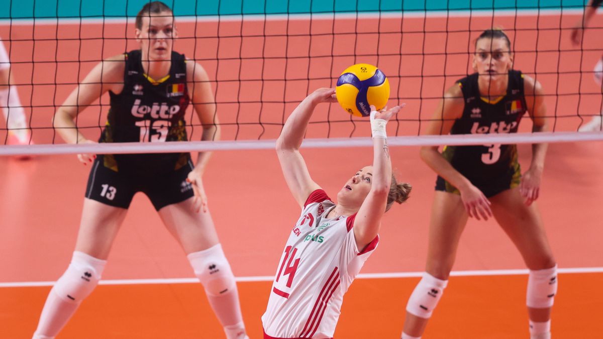 PAP/EPA / OLIVIER HOSLET / Na zdjęciu: Joanna Wołosz (wystawiająca)