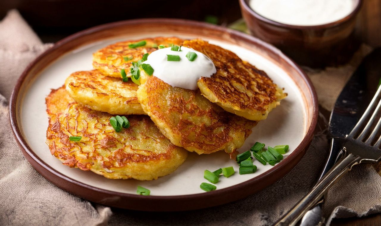 Crispy potato pancakes made easy: No grating needed!