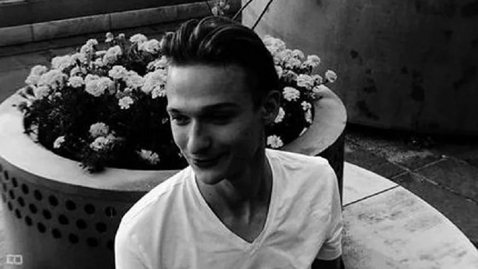 Eryk wysiadł na chwilę. Zabił go tir. Policja szuka kierowcy