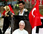 Turcy: Papieżu, nie popełniaj błędu!