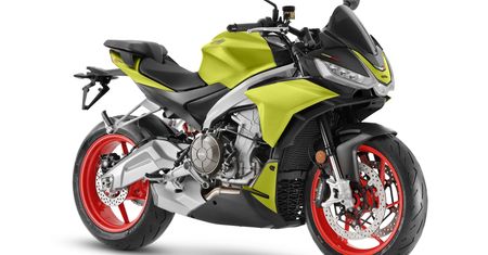 Debiutuje Aprilia Tuono 660. Lekki i zwinny naked