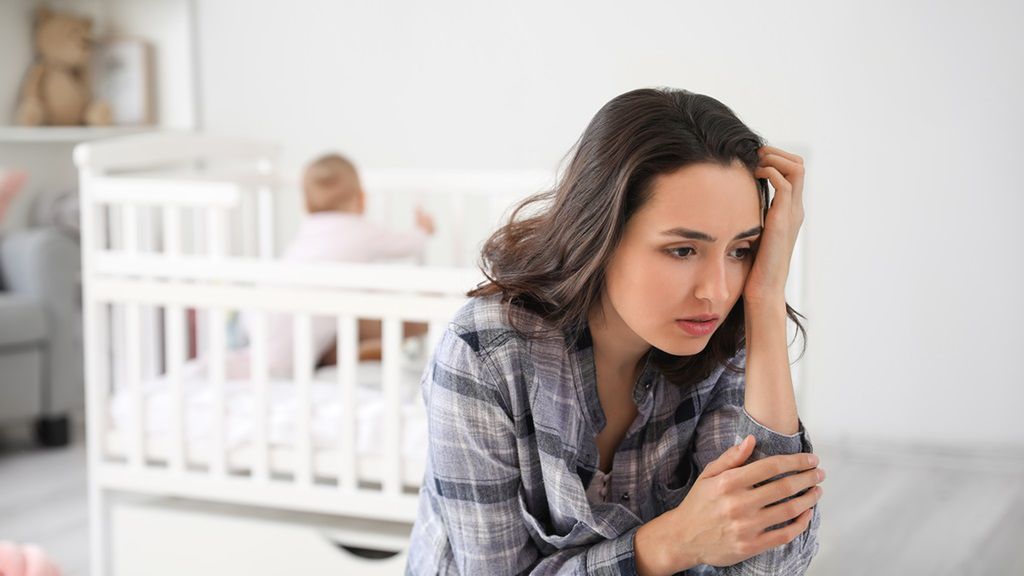 Zakażenie połogowe objawia się przede wszystkim wysoką gorączką, utrzymującą się co najmniej 2 dni