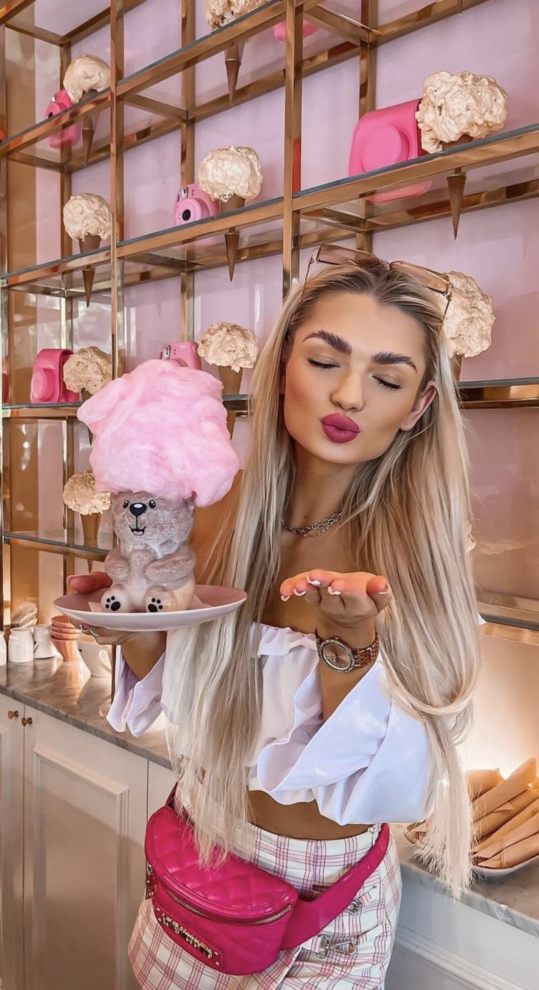 Aleksandra Daniel z "Love Island" relacjonuje operację PIERSI I USZU