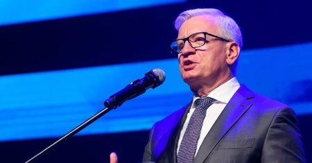 Mieszkanie prezydenta Jaśkowiaka obrzucone jajkami