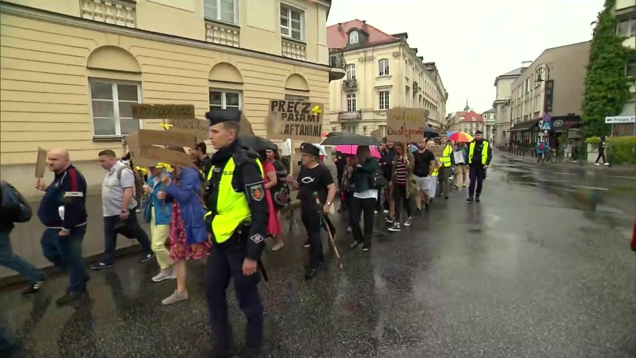 W Warszawie odbył się Marsz Żółtej Wstążki