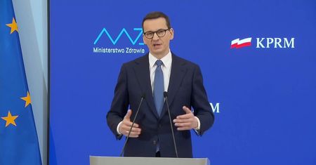 Darmowe testy w aptekach, skrócona kwarantanna. Premier zapowiedział szereg zmian w walce z pandemią
