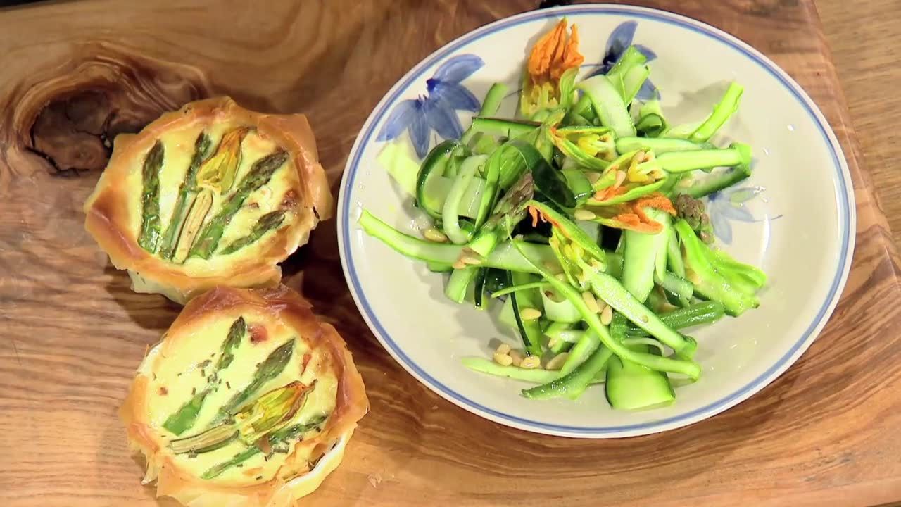 Jak poprawić działanie układu pokarmowego po świętach? Oto produkty, które wspomagają trawienie.