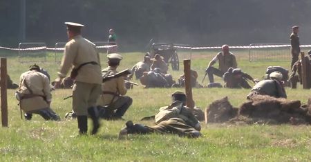 Rekonstrukcja Bitwy Warszawskiej 1920 rok. To jedna z najważniejszych bitew w historii świata