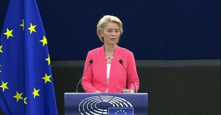 “W niektórych państwach członkowskich mają miejsce procesy budzące obawę”. Szefowa KE o praworządności