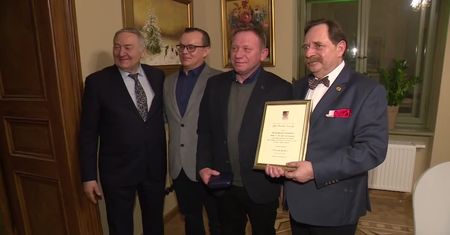 Dziennikarz “Superwizjera” uhonorowany medalem Jana Karskiego. Jest m. in. autorem reportaży o sprawie T. Komendy