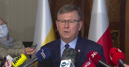 Małopolska może stracić unijne środki. Samorządowcy chcą zmienić uchwałę anty-LGBT.