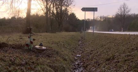 Ciało kobiety odnalezione w przydrożnym rowie w Łódzkiem