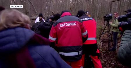 Stan wyjątkowy wygasł, restrykcje pozostały. Dziennikarze mogą dotrzeć nad granicę tylko w grupach i w asyście Straży Granicznej