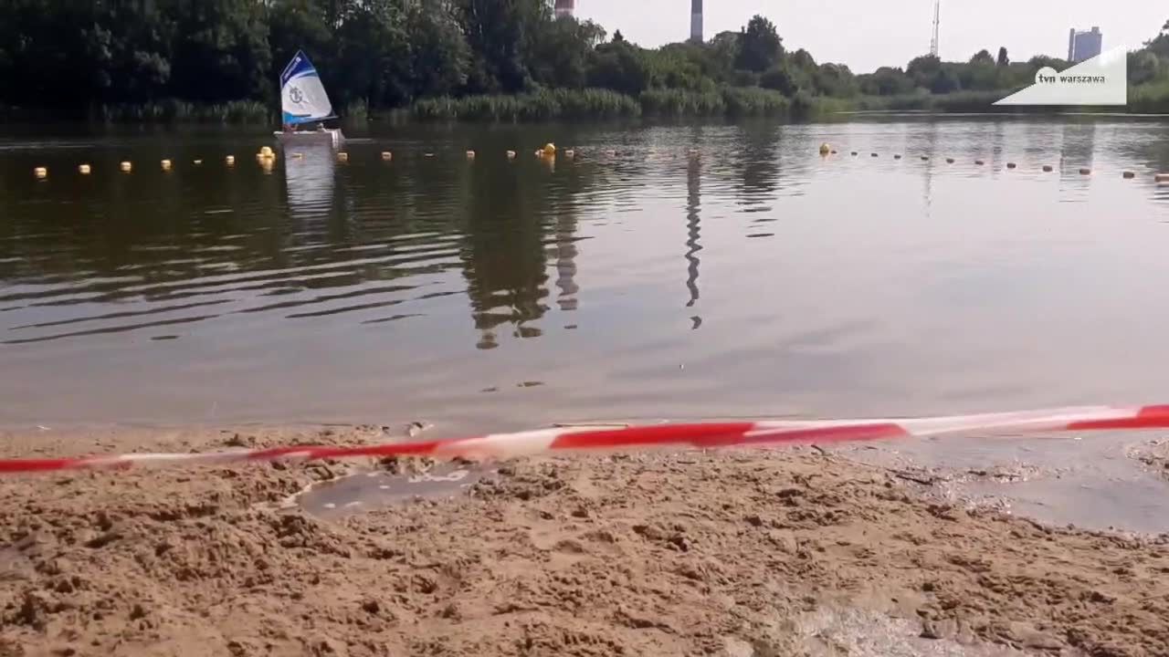 Kąpielisko nad Jeziorkiem Czerniakowskim w Warszawie zamknięte. Pojawiły się sinice