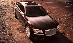 Chrysler 300 Luxury Series