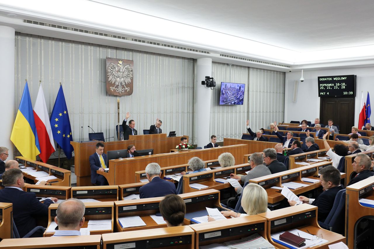 Senat przyjął poprawki do ustawy o dodatku węglowym