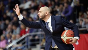 "Nikt nie marudzi". Wszedł razem z futrynami, czyli plan wypalił