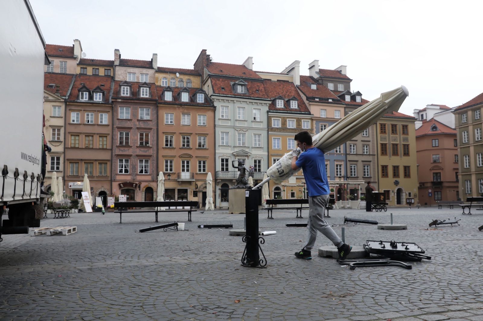 Lockdown. Co konkretnie oznacza? Jakie restrykcje?