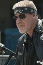 Ron Perlman na czarnej liście