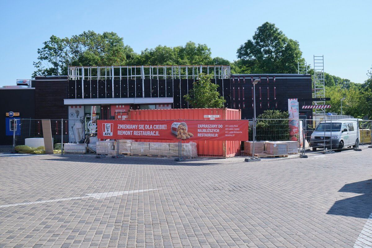 Remont KFC Circle K przy al. Tysiąclecia w Lublinie