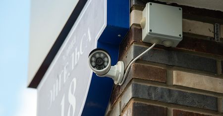 Czy warto mieć kamery monitoringu w domu?